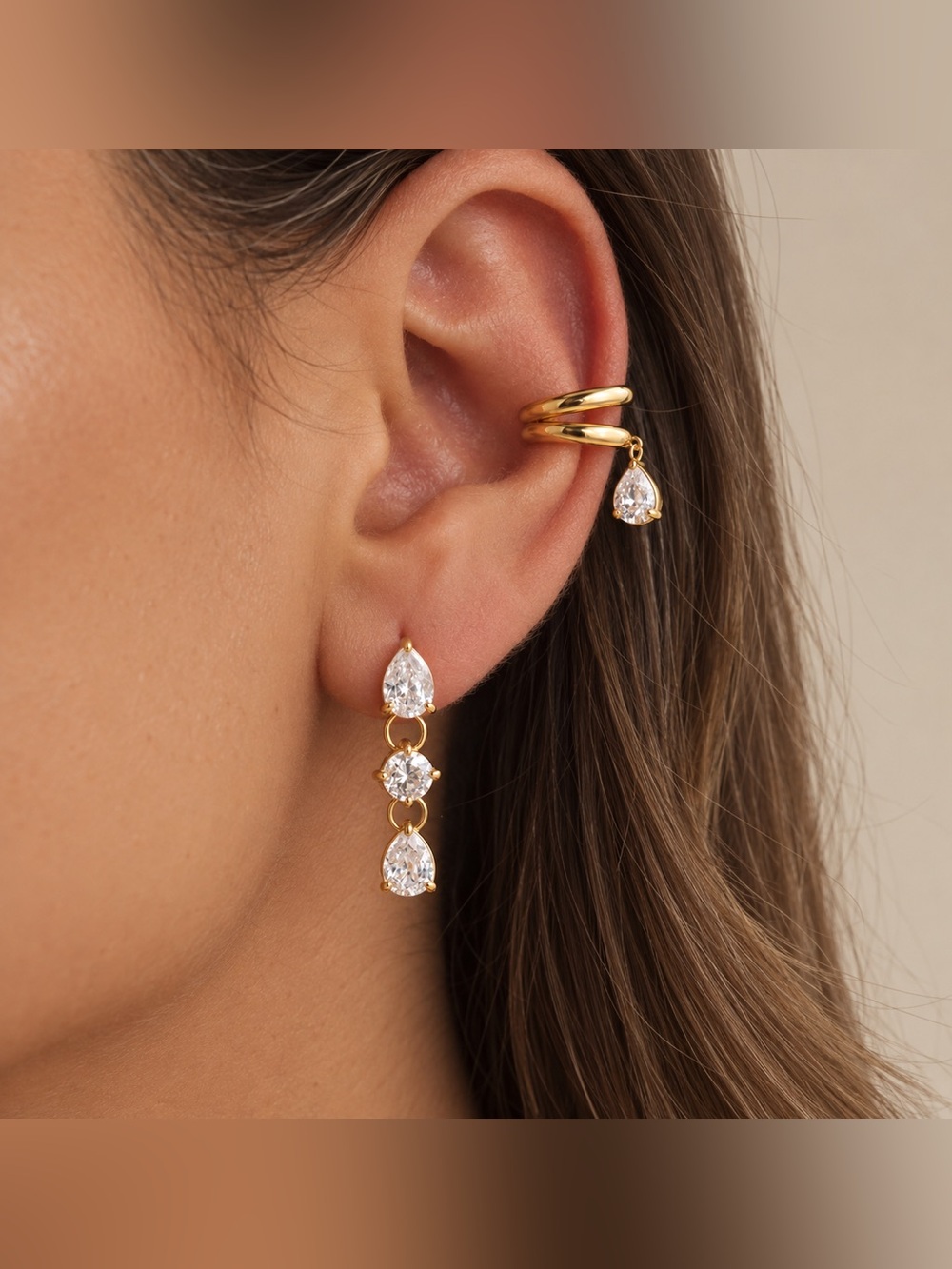 Diamond drop earrings D213